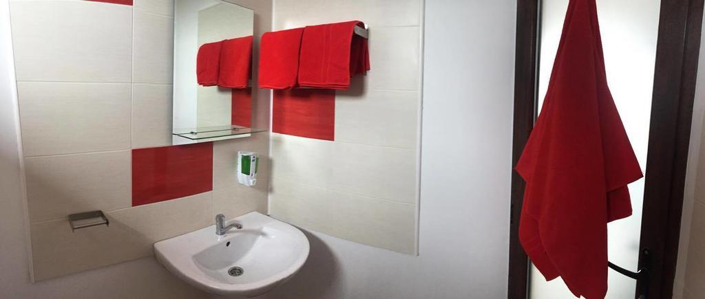 Casa De La Corbu Hotel Corbu  Kültér fotó